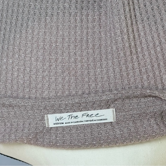 FREE PEOPLE NORTH SHORE THERMAL TOP SIZE MEDIUM - Picture 8 of 12